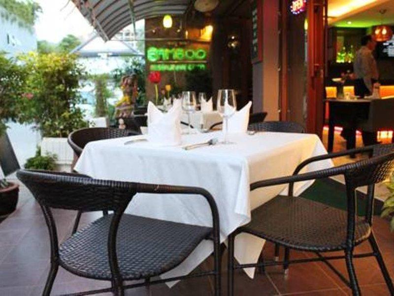 海明威酒店 Patong 外观 照片