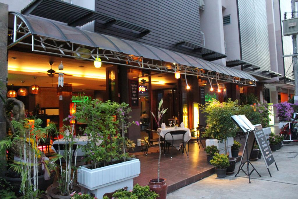 海明威酒店 Patong 外观 照片